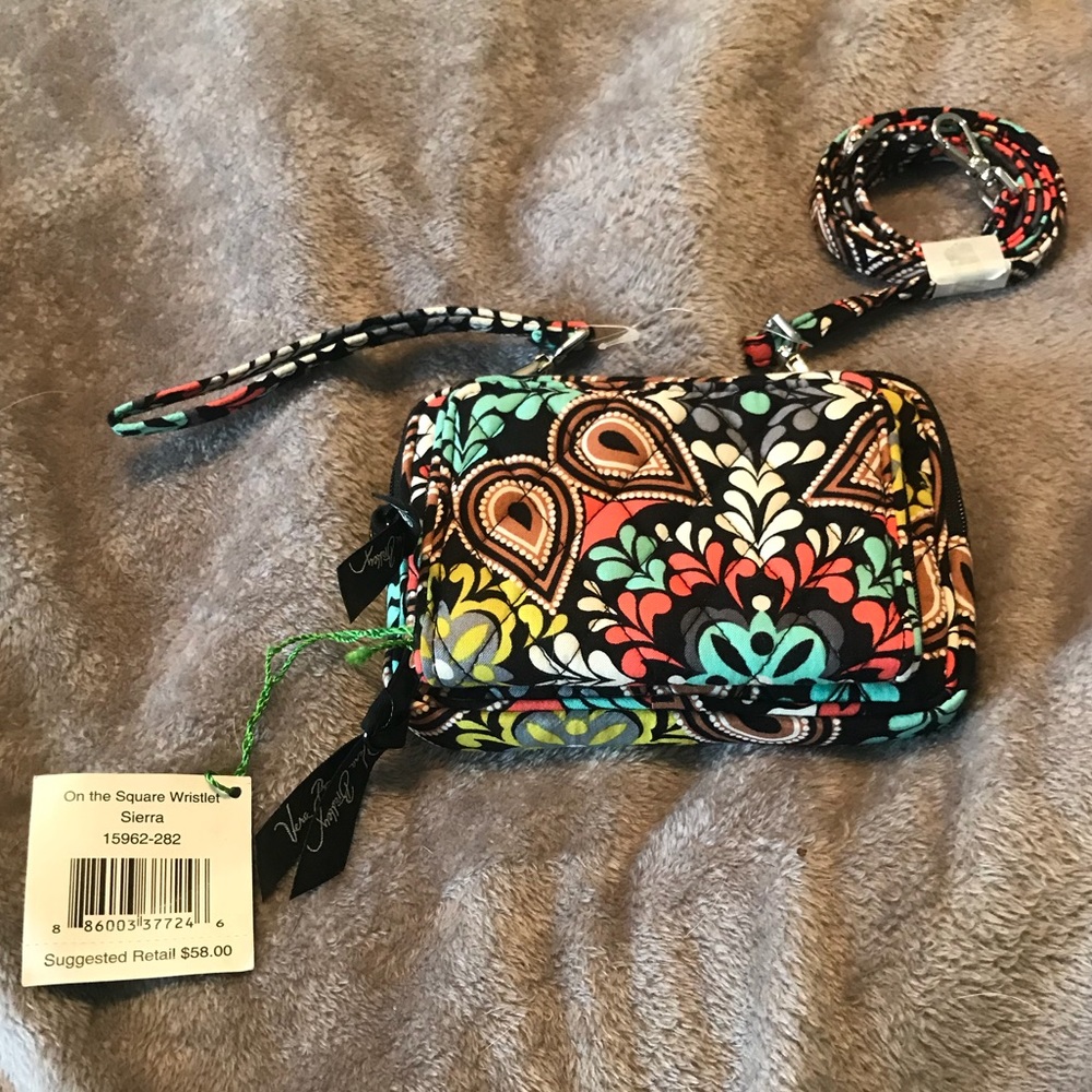 NWT Vera Bradley On the Square Wristlet “Sierra”